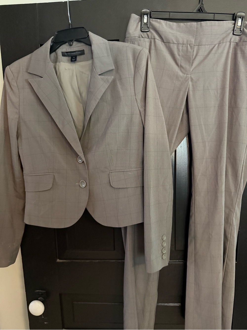 Express Women's Light Gray Plaid Two-Piece Suit Jacket & Pants